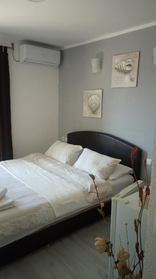 Rooms Jancic Ulcinj Exterior photo