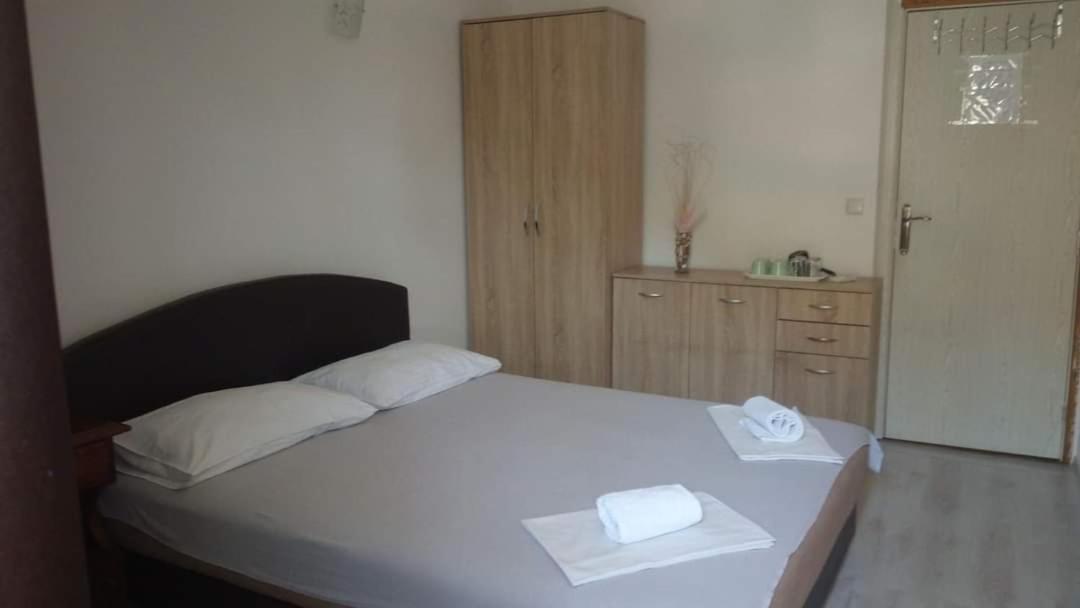 Rooms Jancic Ulcinj Exterior photo